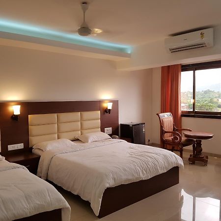 Bisu Hotel & Resorts Khed  Экстерьер фото